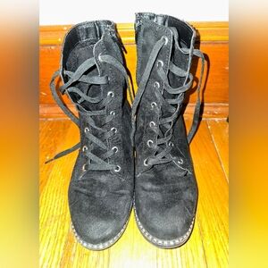 Bamboo Bonfire 07S Black Suede Lace-Up Women's Boots - Size 7
